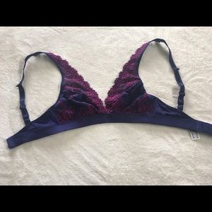 NWOT Purple Lace Bra size 32